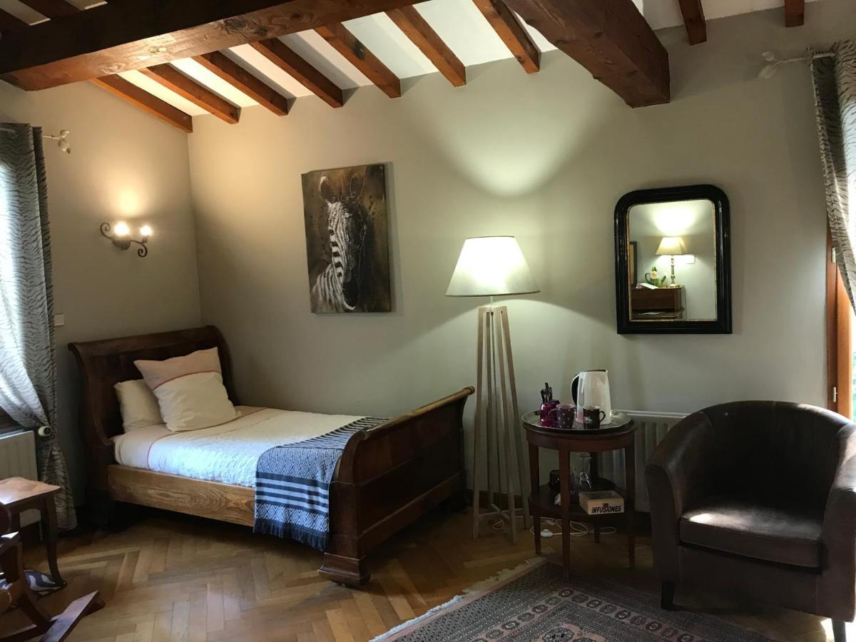 Le Jardin De La Cite Bed & Breakfast Carcassonne Ngoại thất bức ảnh