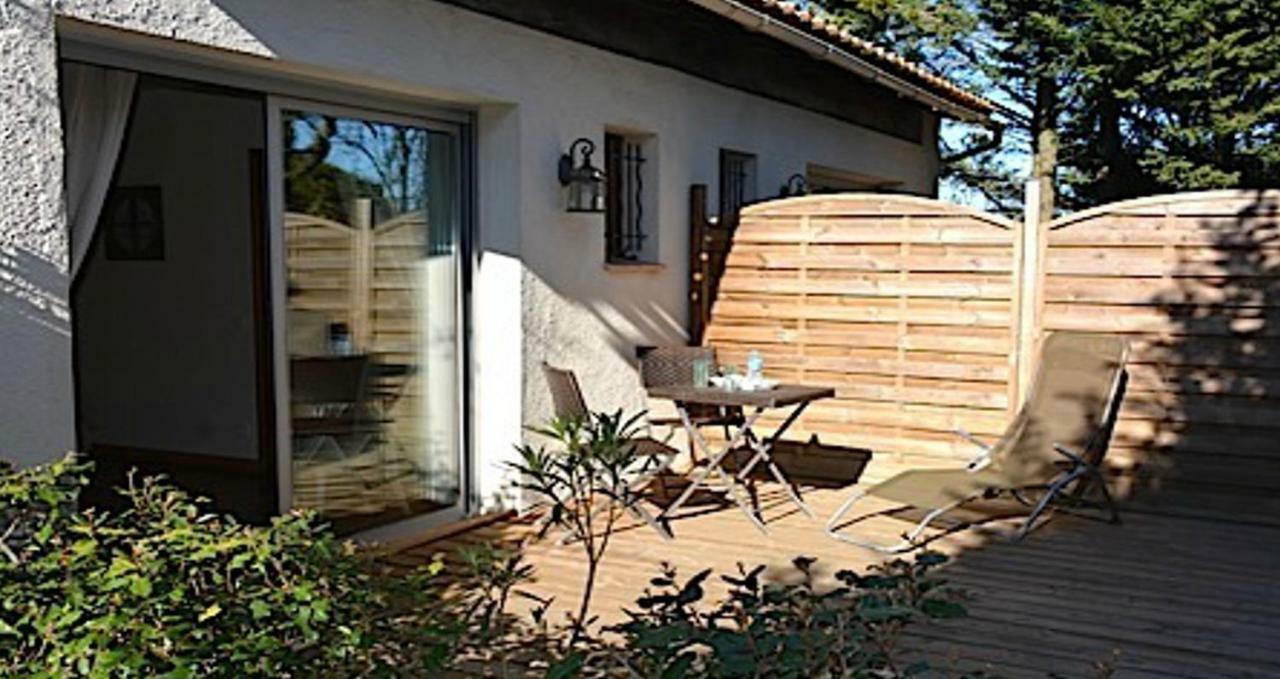 Le Jardin De La Cite Bed & Breakfast Carcassonne Ngoại thất bức ảnh