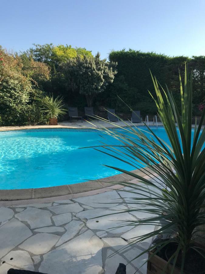 Le Jardin De La Cite Bed & Breakfast Carcassonne Ngoại thất bức ảnh