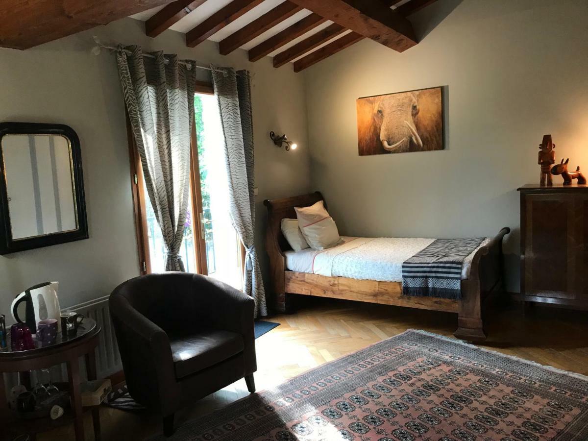 Le Jardin De La Cite Bed & Breakfast Carcassonne Ngoại thất bức ảnh